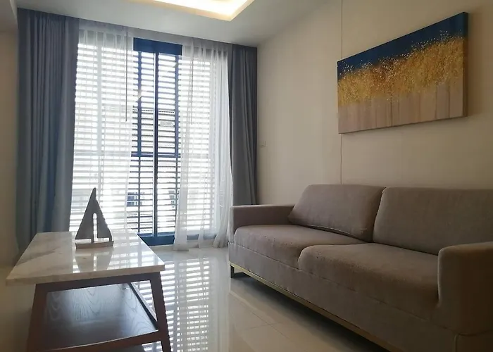 Asok Circle Rein Sukhumvit 12#2br&3br#pool&gym#near Terminal 21