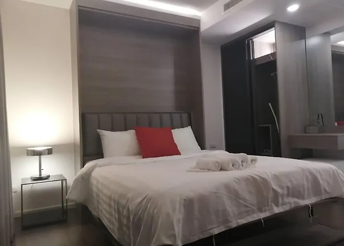 Appartement Asok Circle Rein Sukhumvit 12#2br&3br#pool&gym#near Terminal 21