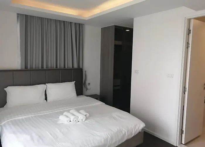 Asok Circle Rein Sukhumvit 12#2br&3br#pool&gym#near Terminal 21 Appartement