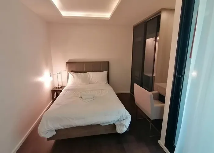 Asok Circle Rein Sukhumvit 12#2br&3br#pool&gym#near Terminal 21 Bangkok
