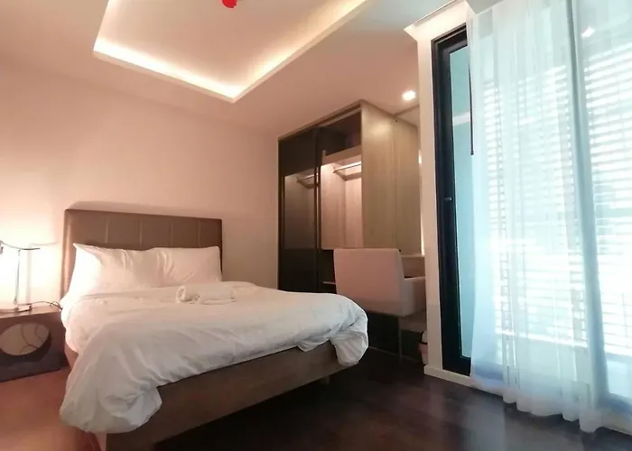 Asok Circle Rein Sukhumvit 12#2br&3br#pool&gym#near Terminal 21 Bangkok