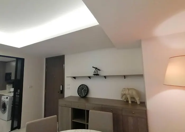 Asok Circle Rein Sukhumvit 12#2br&3br#pool&gym#near Terminal 21 *