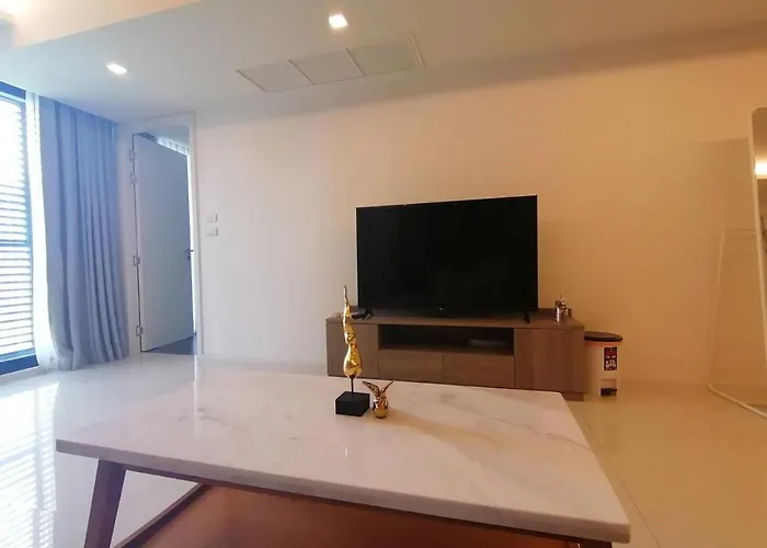 Asok Circle Rein Sukhumvit 12#2br&3br#pool&gym#near Terminal 21 Bangkok