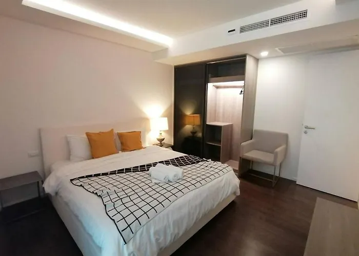 Appartement Asok Circle Rein Sukhumvit 12#2br&3br#pool&gym#near Terminal 21